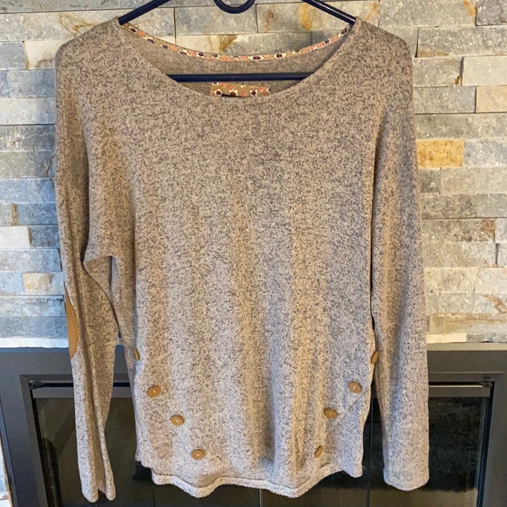 Long sleeve with elbow patches